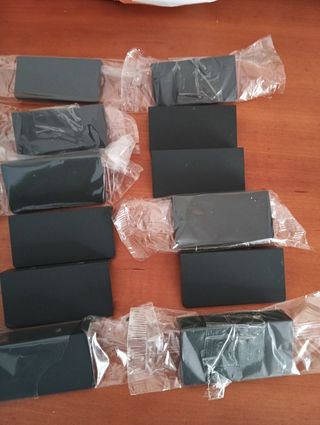 12 tirador pestaña negro