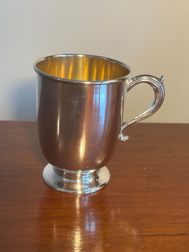 Jarrita de plata. ASTRAIN