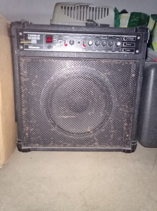 AMPLIFICADOR DE GUITARRA TORQUE