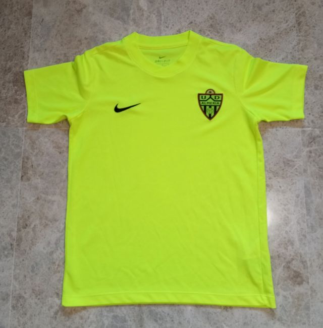 Camiseta niño UD. Almería talla 10/12
