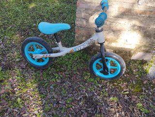 Bicicleta niño pequeño 