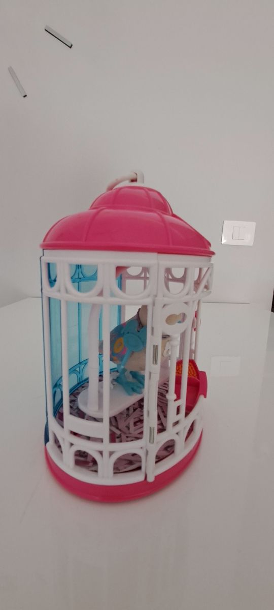 Jaula pajaro parlanchin.