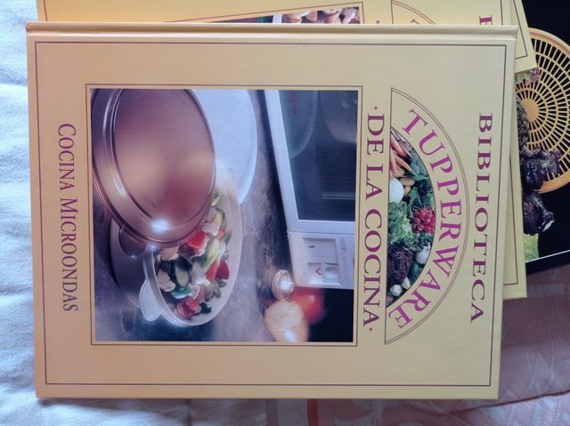 Biblioteca Tupperware de la cocina. Cocina de todos los días