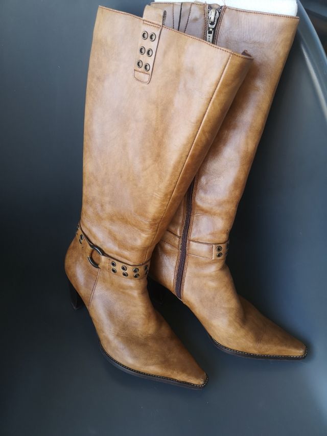 Botas largas tacon Martinelli 25€