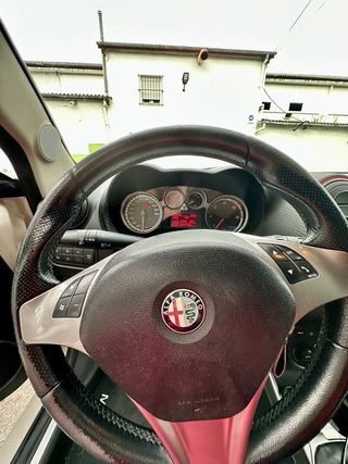 Alfa Romeo MiTO 2009