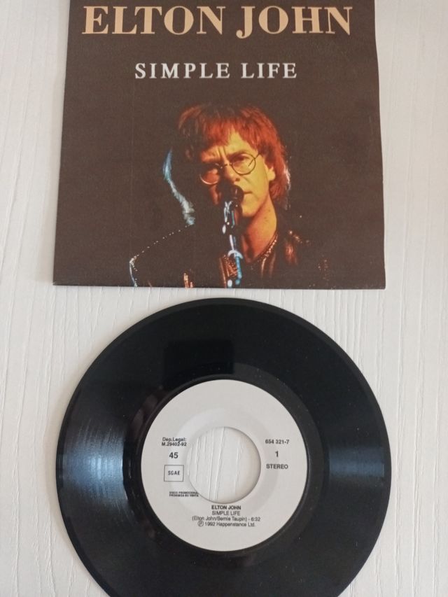 SINGOLI DI ELTON JOHN