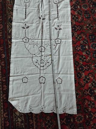 Due tende a vetro intaglio 123x57