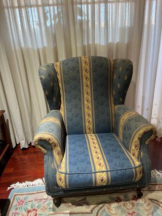 Sofa y orejero clasico