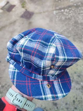 Gorra tipo irlandesa de cuadros
