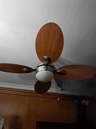Lámpara ventilado techo