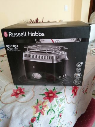 Tostador Russell Hobbs. 