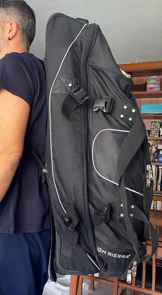 Maleta/Bolsa de viaje deportivo.