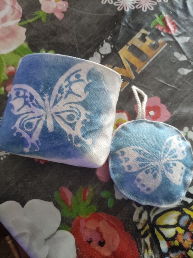 Organizzatore makeup con pallina decor