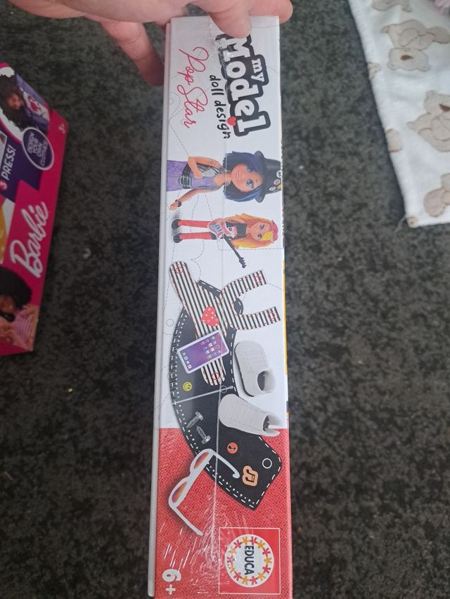 Crea y corta,viste y crea peinados