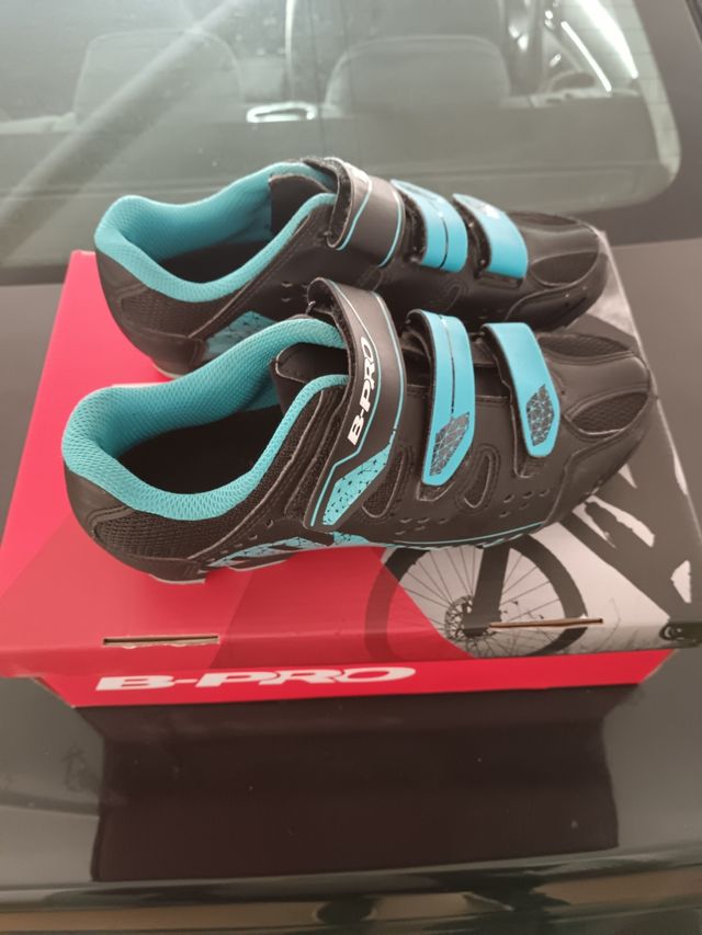 Zapatillas de montaña b-pro talla 38