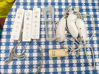 juegos y accesorios de la Wii, regalo la consola