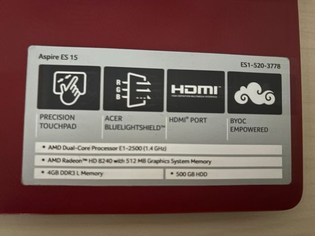 Ordenador portatil acer ES15 y funda