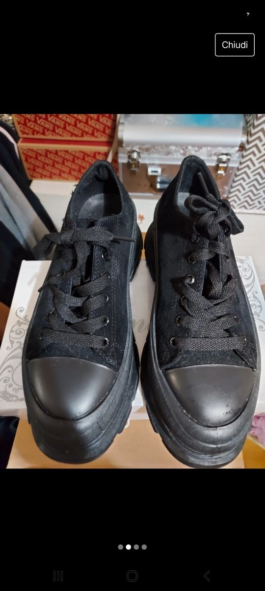 Scarpe cargo nere in camoscio