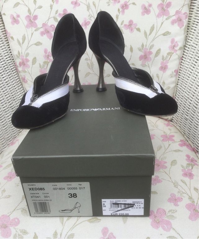 Scarpe  N38 -con tacco (10 cm ) in pelle (Armani)