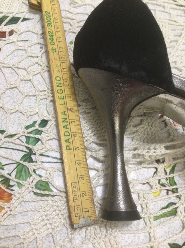 Scarpe  N38 -con tacco (10 cm ) in pelle (Armani)