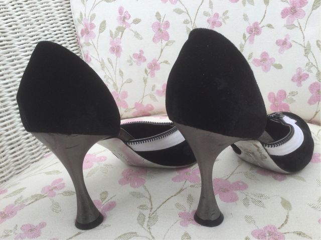 Scarpe  N38 -con tacco (10 cm ) in pelle (Armani)