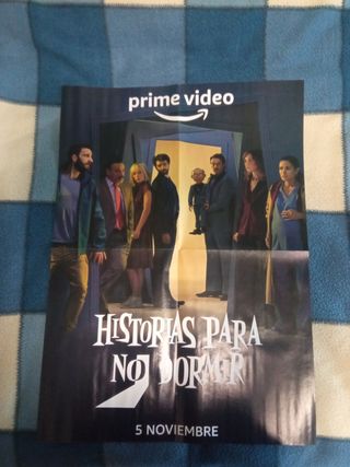 Revista Acción Marvel y The Walking Dead + Posters