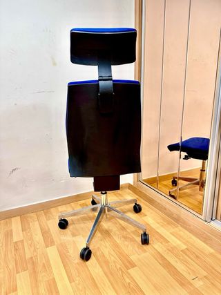 Silla de escritorio giratoria con ruedas