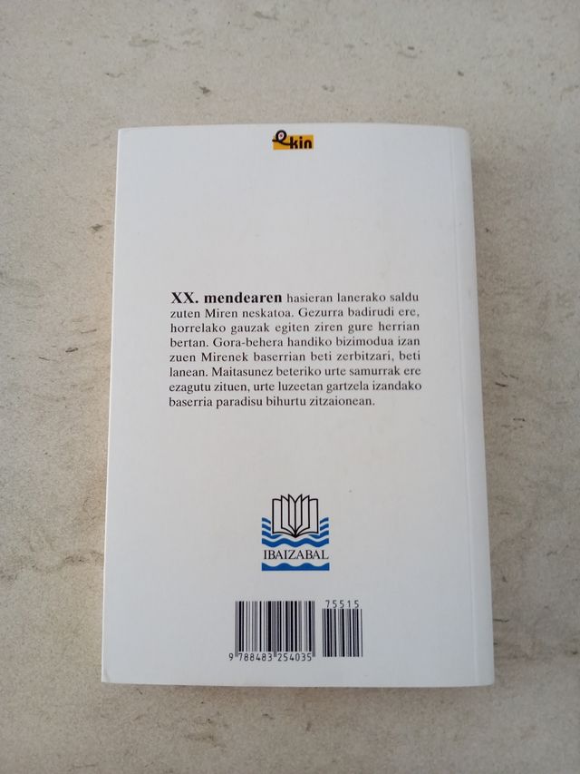 Amodioaren gazi-gozoak (EKIN) (Basque Edition)