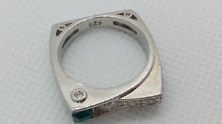 Anillo Geométrico Esmeralda - Talla 9 USA