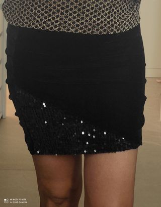 Falda Zara con lentejuelas 