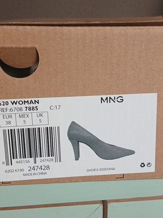 Zapatos de piel. 