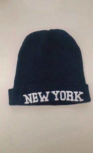 Cappellino in lana