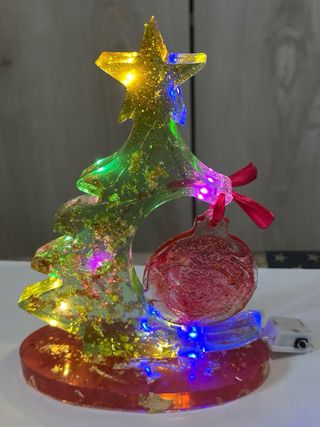 Albero di Natale con luci handmade in resina