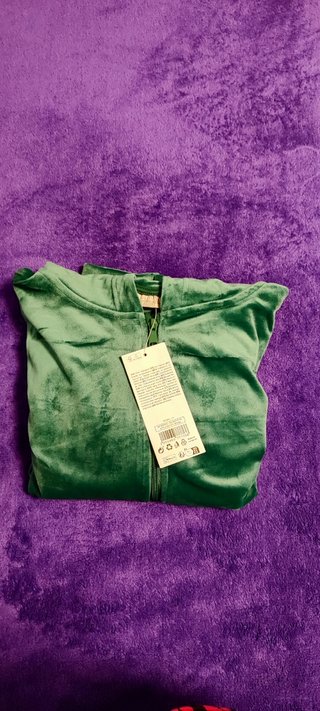 Sudadera nueva