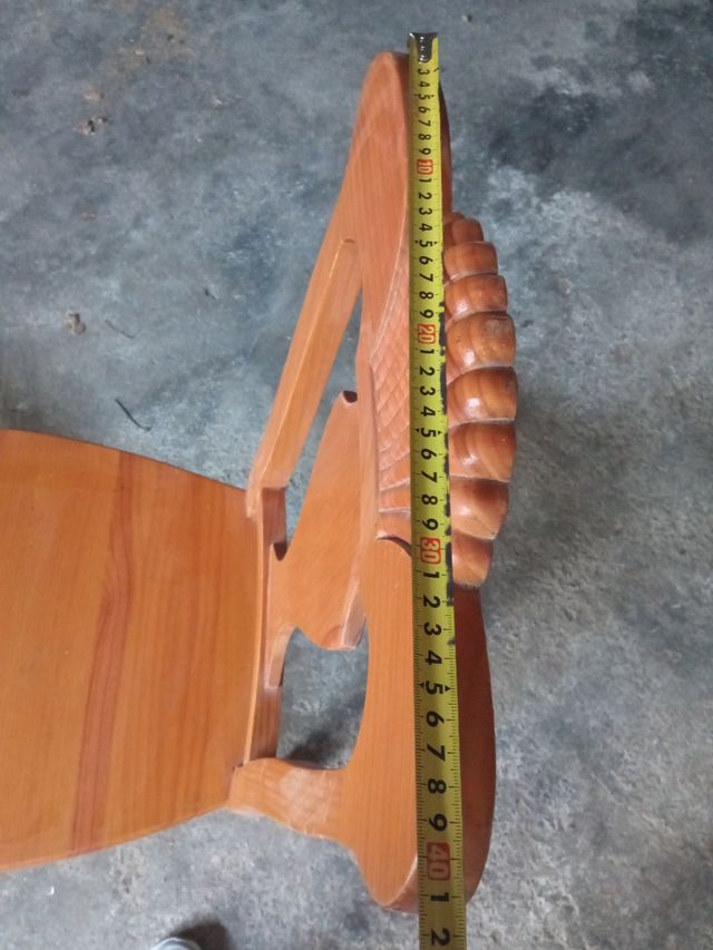 Silla de madera maciza