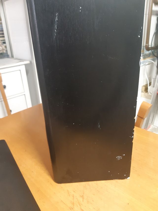 Dos altavoces technics