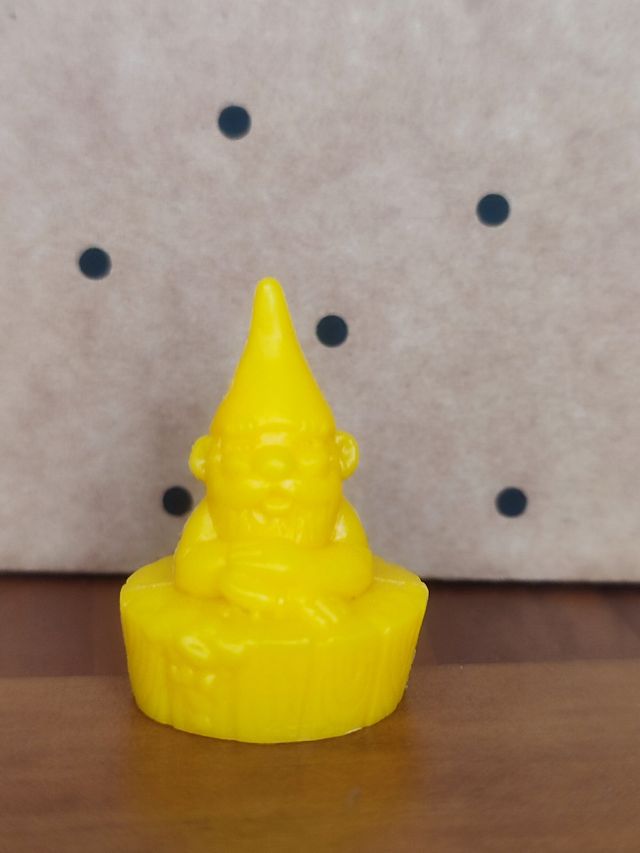 David gnomo. Dunkin.