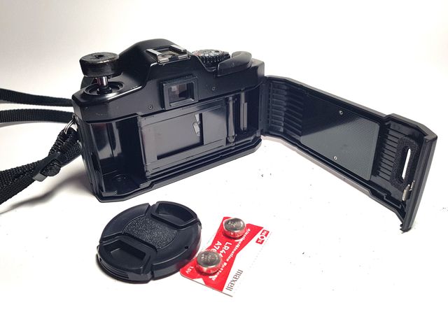 Camara Vivitar V4000 + Vivitar 35-70 mm /1:3,5-4,8