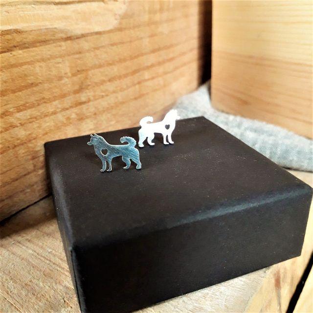 Pendientes de perro Husky. Acero hipoalergenico