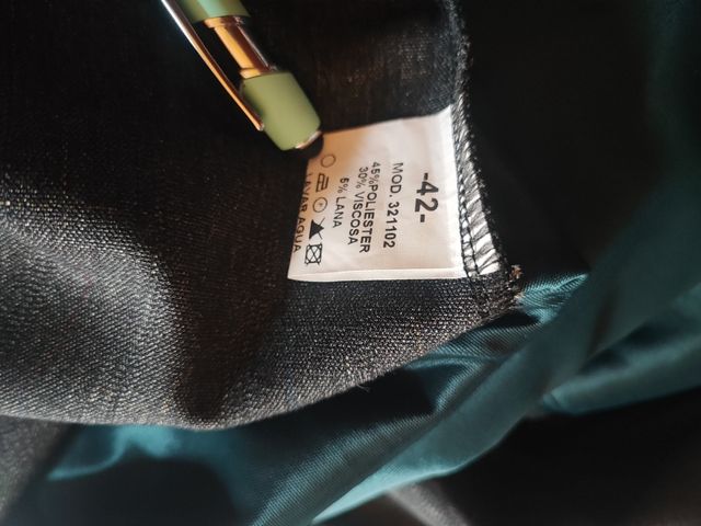 VESTIDO gris estampado nuevo