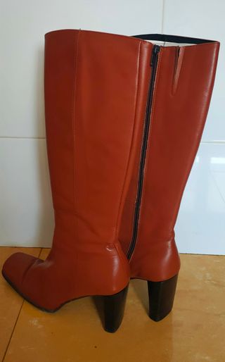 Botas altas de piel