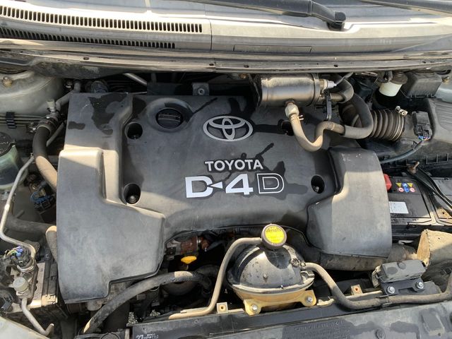 Toyota Verso 2003