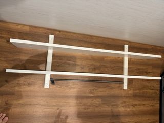 IKEA VÄRDE estante de pared con 5 ganchos