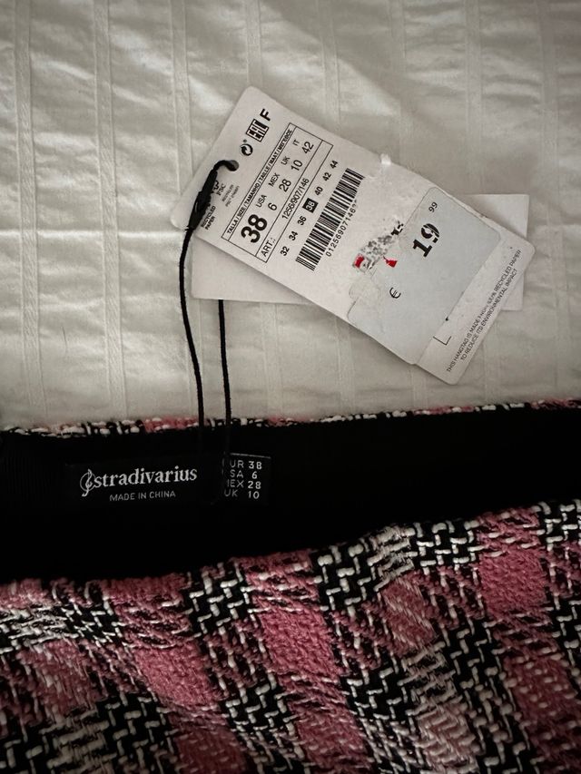 Falda de cuadros de Stradivarius