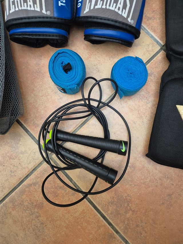 Saco boxeo...Giant PBR x1b, fijacion y kit guantes