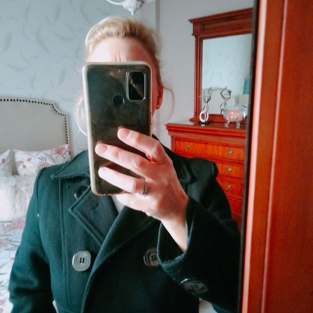 Abrigo de paño negro