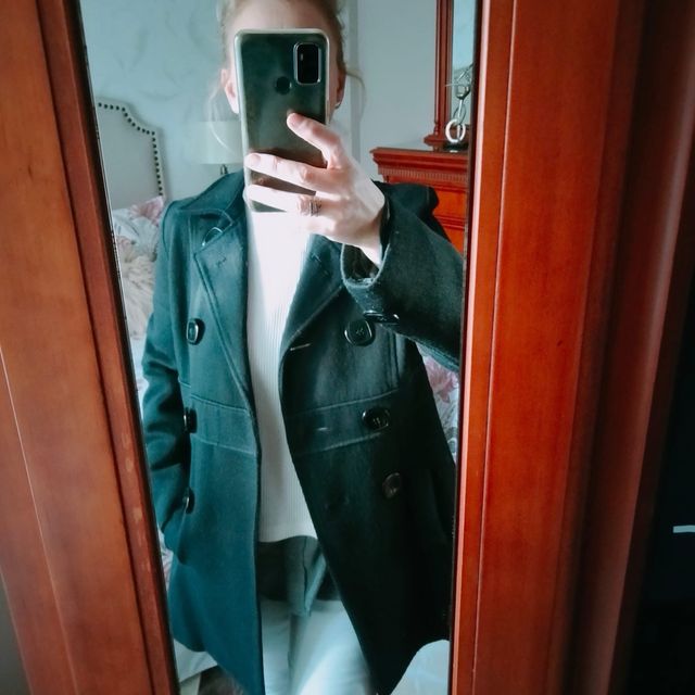 Abrigo de paño negro