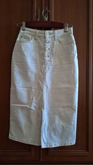 Falda midi blanca