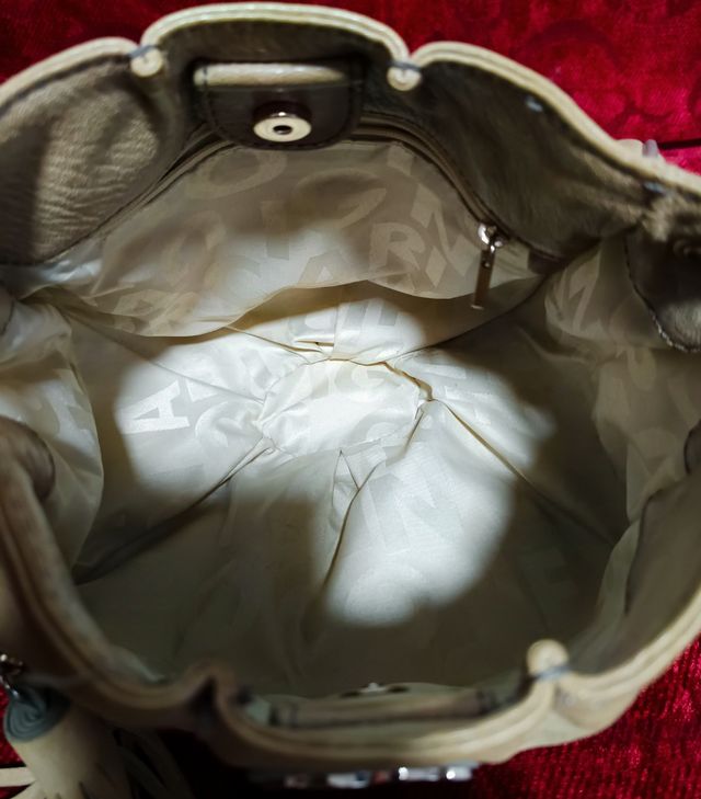 Purificación García 100% originale