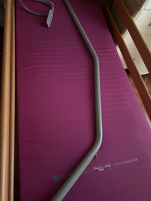 Letto ortopedico elettronico e materasso antidec